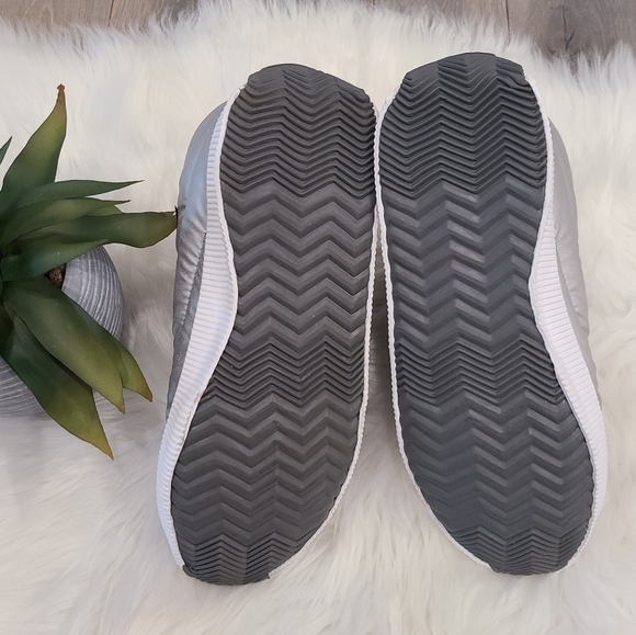 SOREL Out ‘N About Puffy Lace Boot Silver NEW - Picture 8 of 10